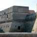 E stato per secoli la casa dei signori stranieri che hanno dominato Bari e dal 1131 veglia sulla citt. Parliamo del Castello Normanno-Svevo, uno dei pi rilevanti complessi architettonici del capoluogo pugliese